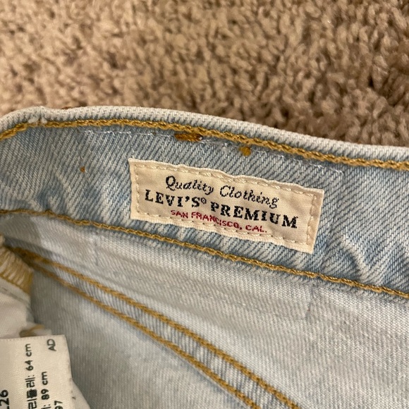 Levi's 501 Jeans - Picture 5 of 5